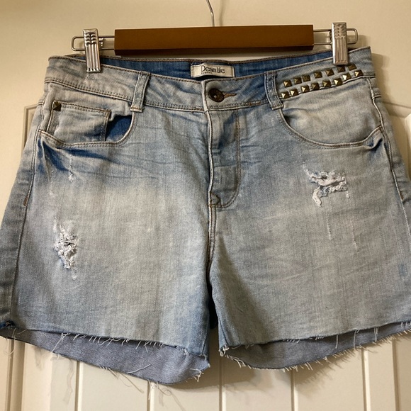 Denim Life Denim Shorts with Embellishment Details - Picture 1 of 7